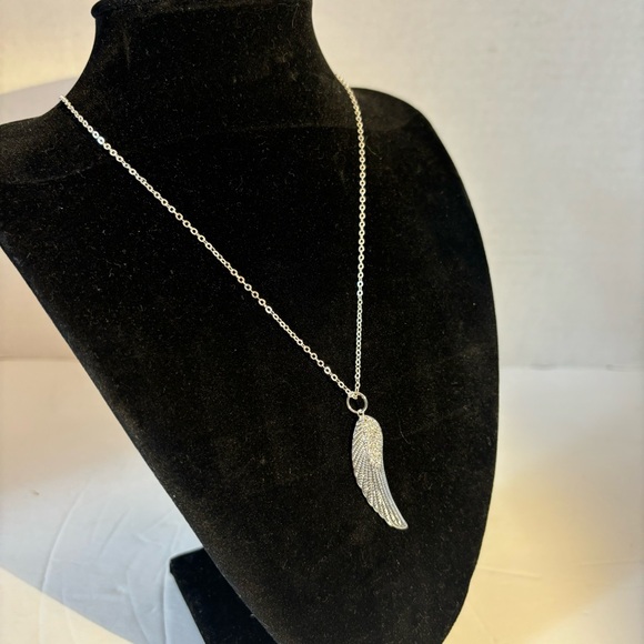 Angel Wing Pendant Neck 925 Silver Embellished with Crystals 18” - Picture 5 of 10
